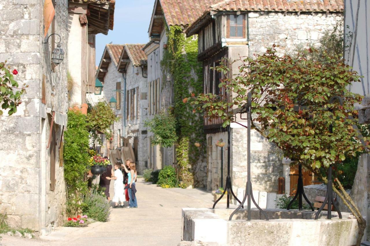 Gites La Bakenia วีเนิฟ-โซร์-ล็อต ภายนอก รูปภาพ